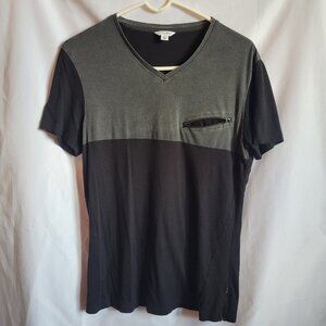 Calvin Klein Men's V-Neck Black/Gray T-shirt Size Small